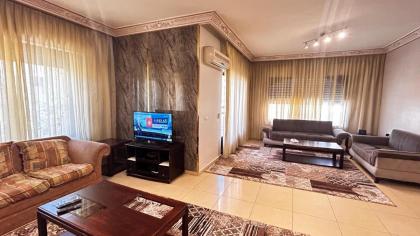 Eva house Lovely 3 bedrooms unit in great location in Amman