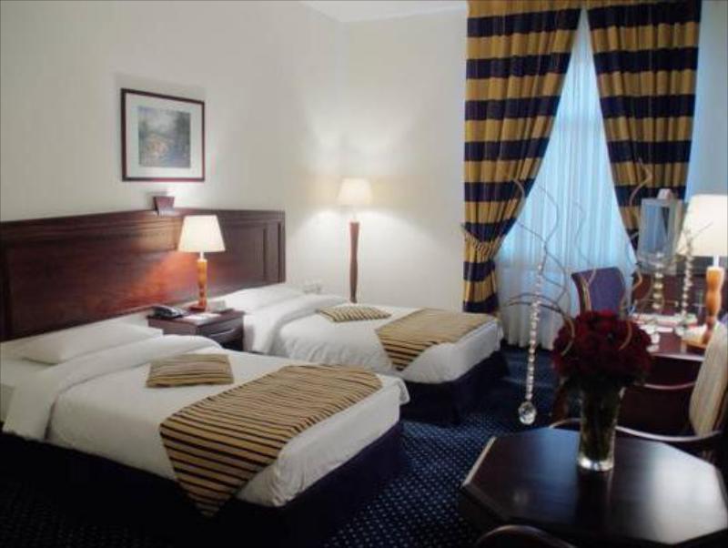 Al Fanar Palace Hotel and Suites - image 5