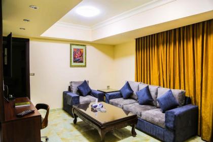 Qaser Al-Sultan Hotel Suites - image 15