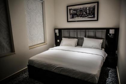 Naylover Hotel Suites - image 14