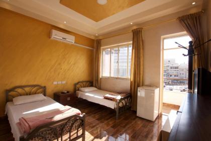 Sunrise Hostel - image 9