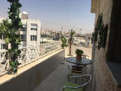 Furnished apartment in Shmeisani for rent  - image 5