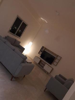 Lovely 3 bedrooms apartment - image 3