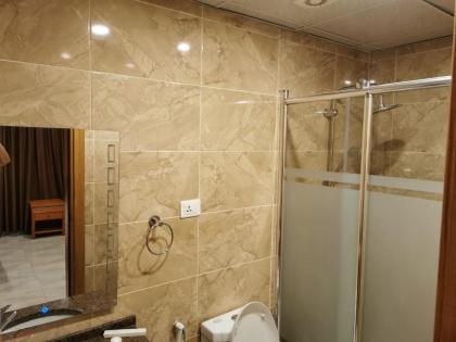 Jawharet Alswefiah Hotel Suites - image 11