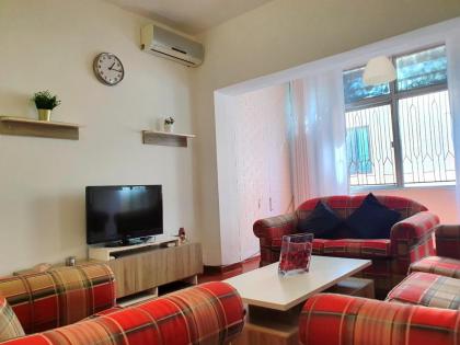 Lovely Two Bedroom Apartment in Amman - image 2