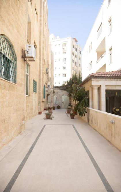 Luxury 3BR Apartment Der Ghbar 165m2 - image 19