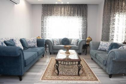 Luxury 3BR Apartment Der Ghbar 165m2 - image 9