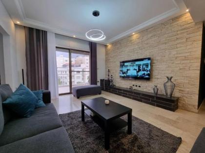 Deir Ghbar 3 rooms apart Amman