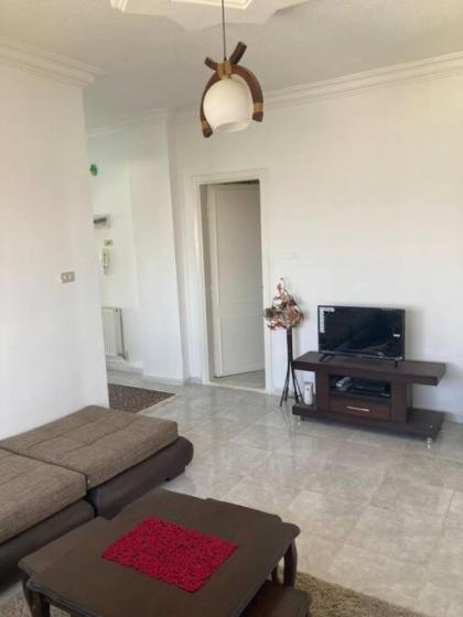 Furnished Family Apartment in Dahyet Al-Rasheed with Free Parking - image 10