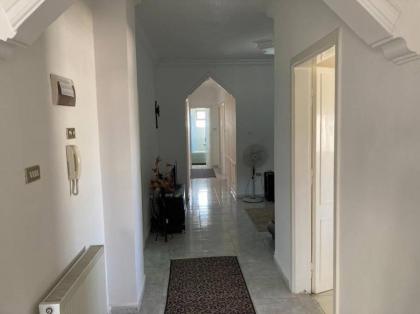 Furnished Family Apartment in Dahyet Al-Rasheed with Free Parking - image 5