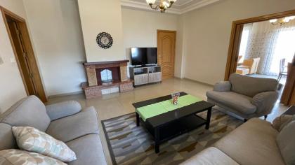 Abdoun Apartment - image 11