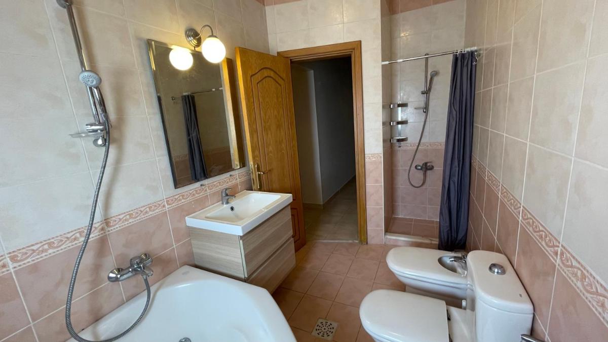 Abdoun Apartment - image 4