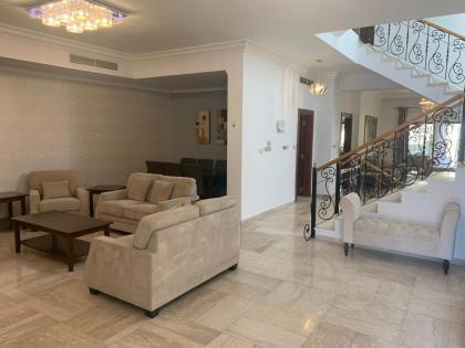 Luxurious 3 Bedroom Villa in Abdoun-Amman - image 5