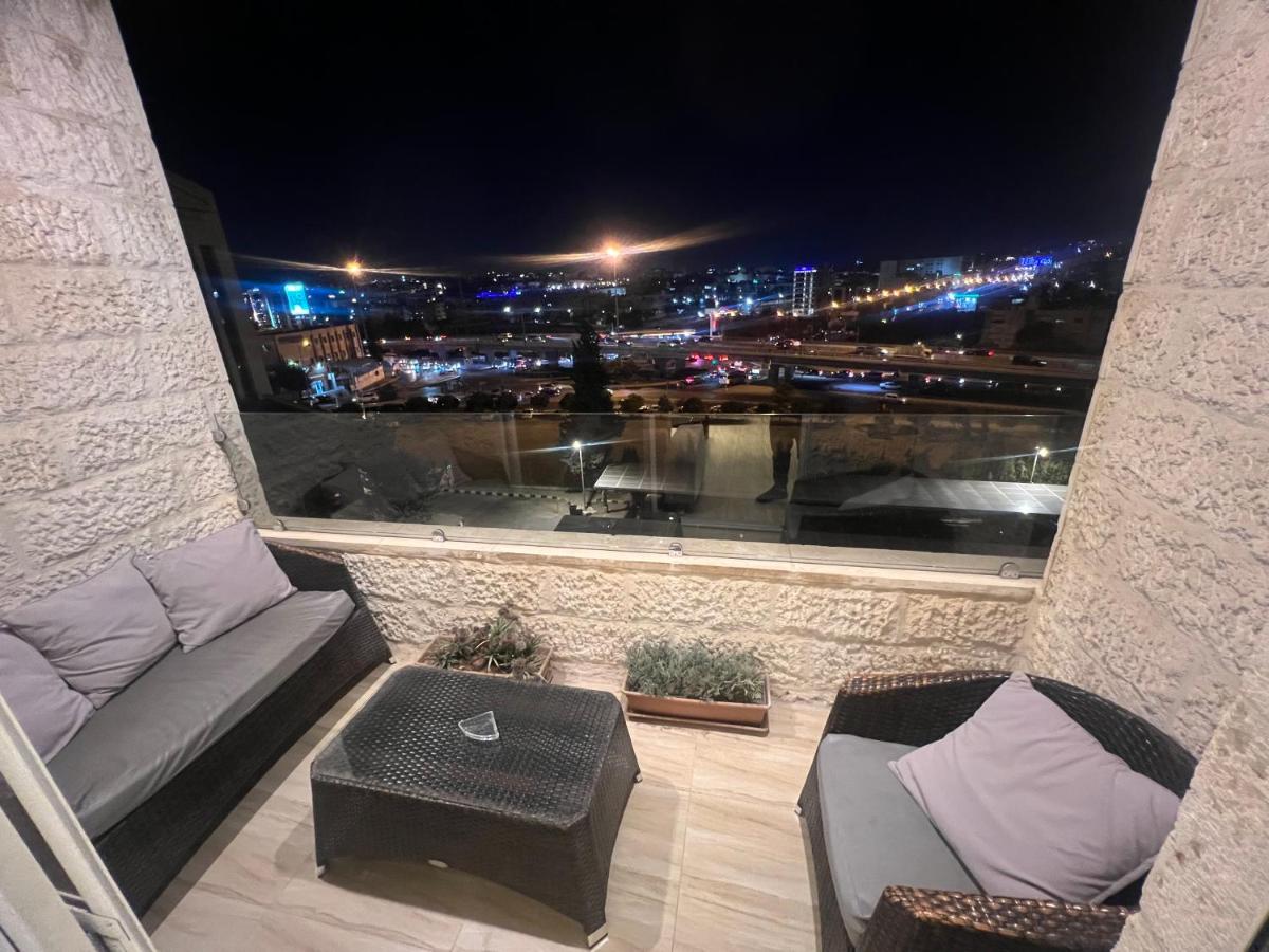 Prime apartment with amazing view in Amman - image 4