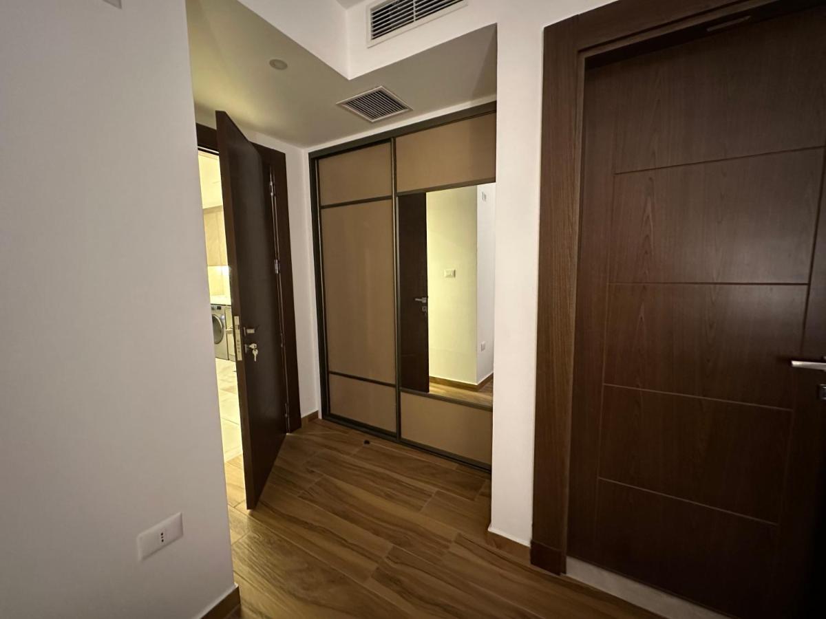 Brand New luxury 2 B Apartment - main image