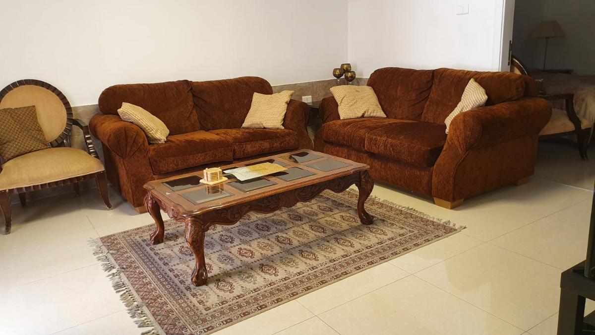 ‘C’ DAZZLING MODERN 2 BDRM APT IN KHALDA Free WIFI - main image