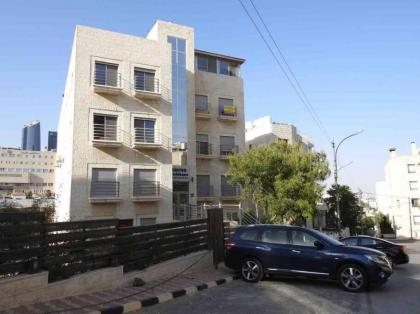 Spectacular 2 BR Apt in Jabal Amman 4th circle - image 2