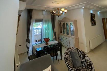 Dair Ghbar Lovely 3-Bedroom with Free parking! - image 15