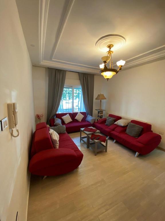 Dair Ghbar Lovely 3-Bedroom with Free parking! - image 2